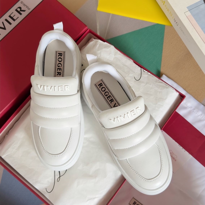 Roger Vivier Casual Shoes